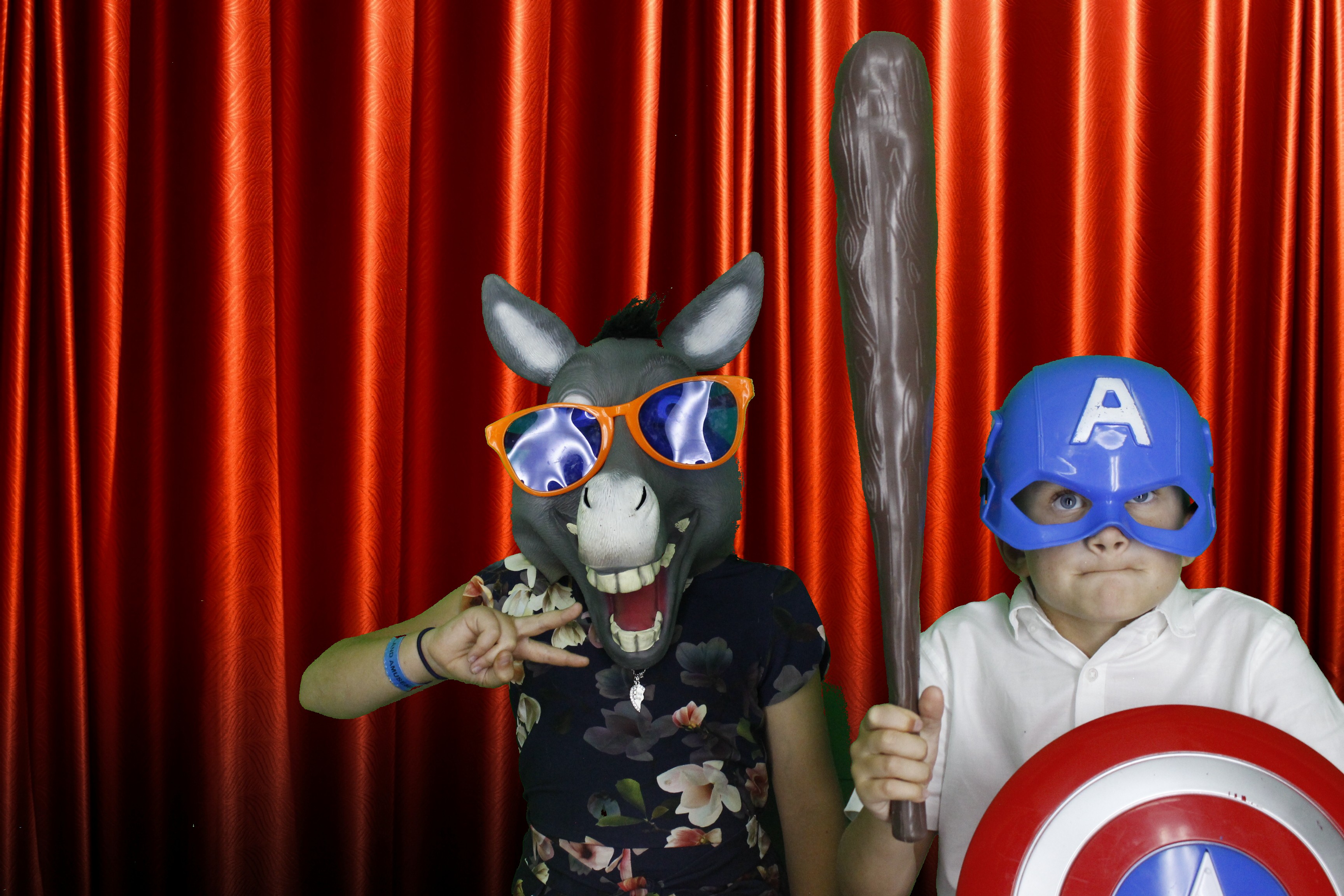 Stephanie & Martins Wedding | View more photos from the event at gallery.myphotoboothexperience.co.uk/u/MyPhotoBoothExperienceLtd/Stephanie-Martins-Wedding